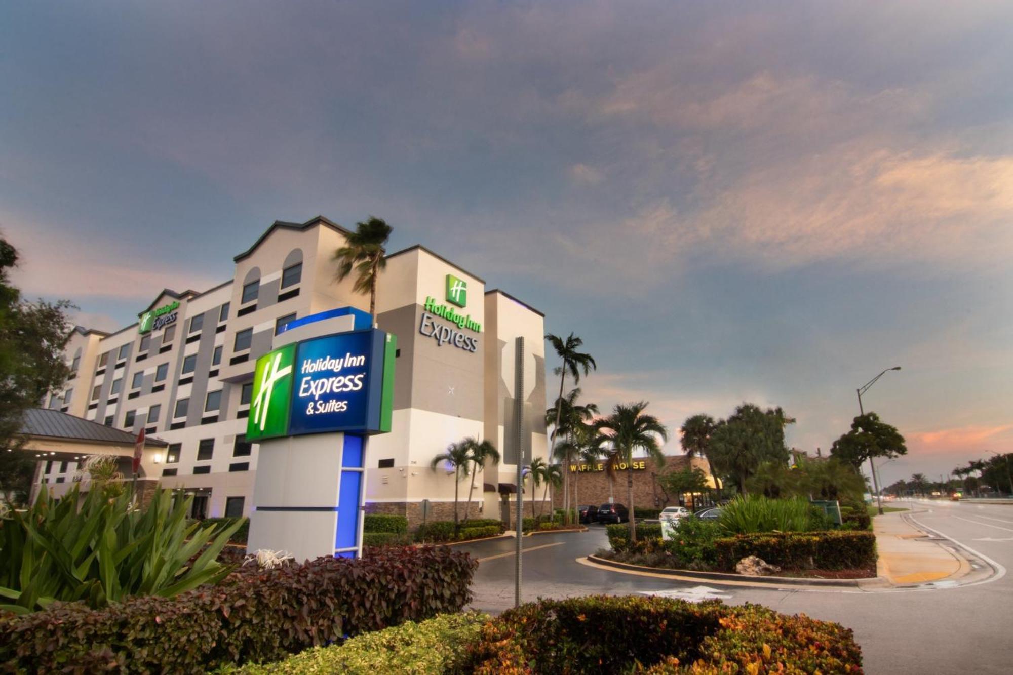 Holiday Inn Express And Suites Fort Lauderdale Airport West By Ihg Davie Exterior foto