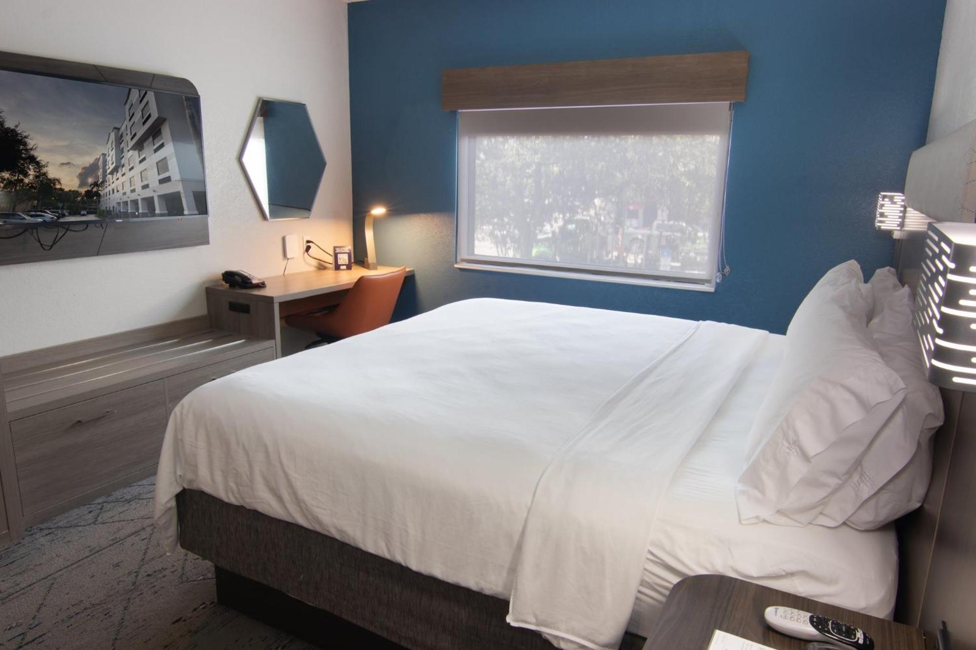 Holiday Inn Express And Suites Fort Lauderdale Airport West By Ihg Davie Exterior foto