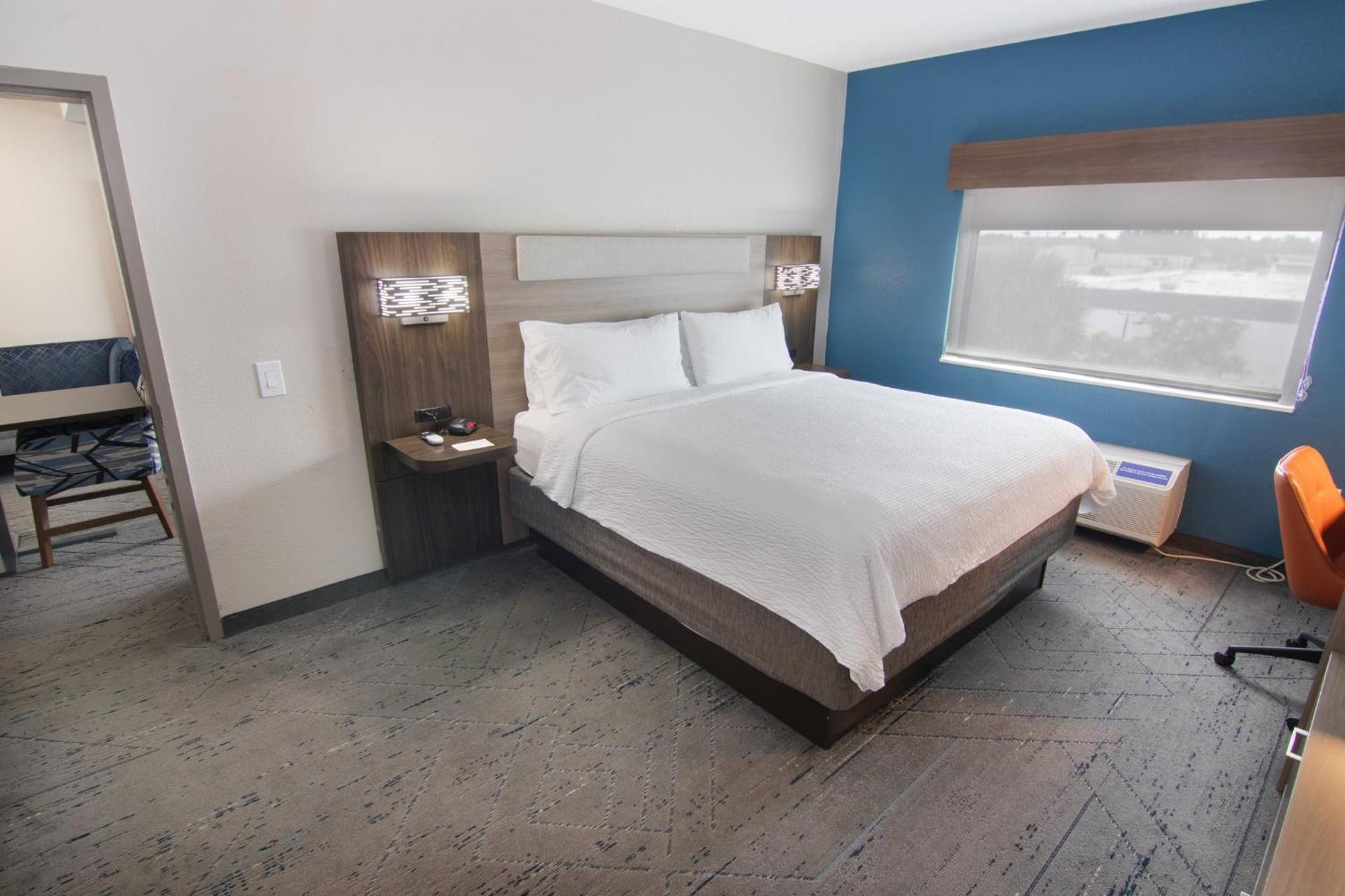 Holiday Inn Express And Suites Fort Lauderdale Airport West By Ihg Davie Exterior foto