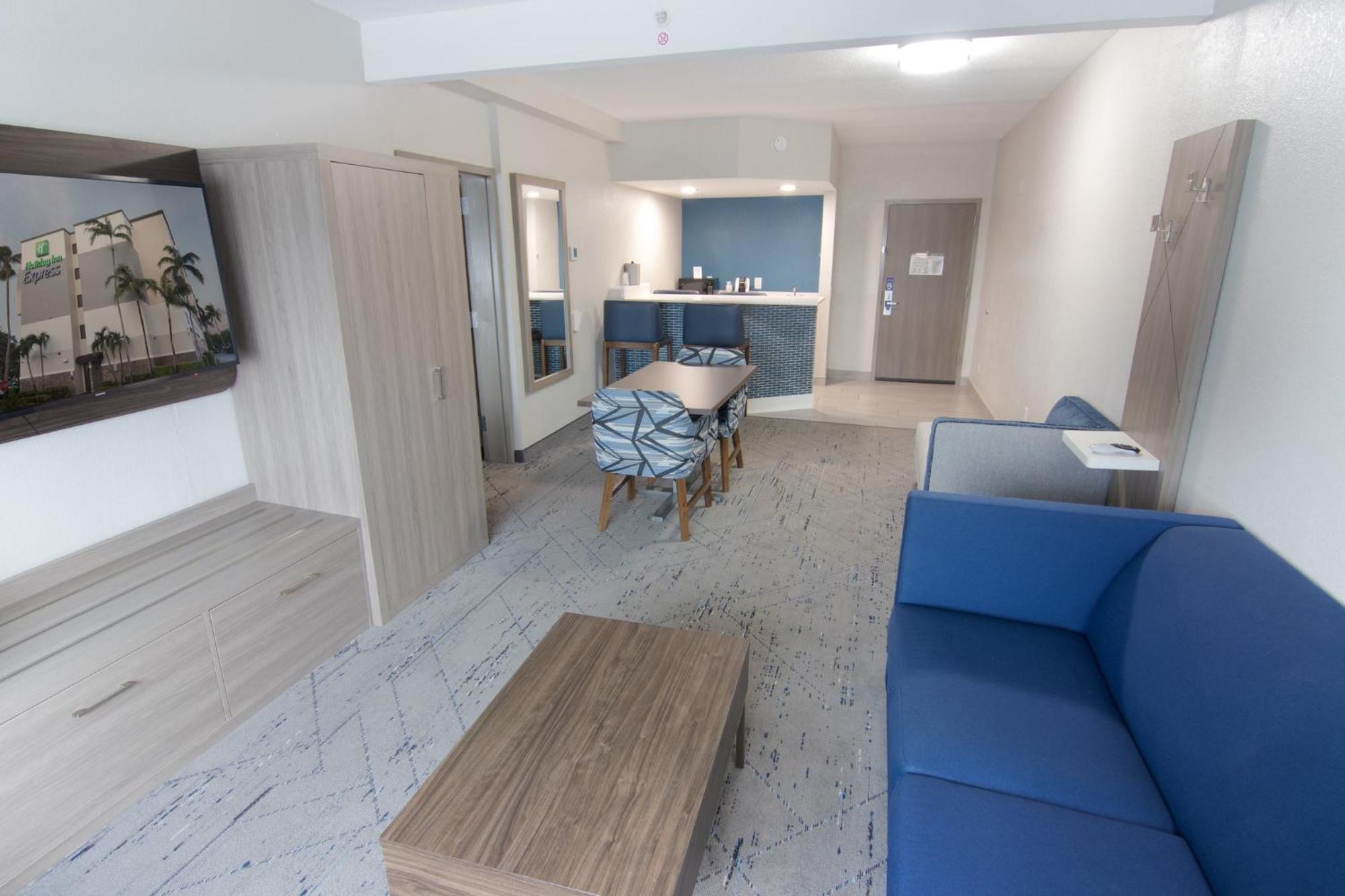 Holiday Inn Express And Suites Fort Lauderdale Airport West By Ihg Davie Exterior foto